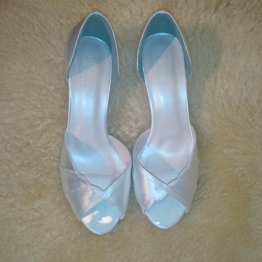 David's  Bridal shoes, size 7, new